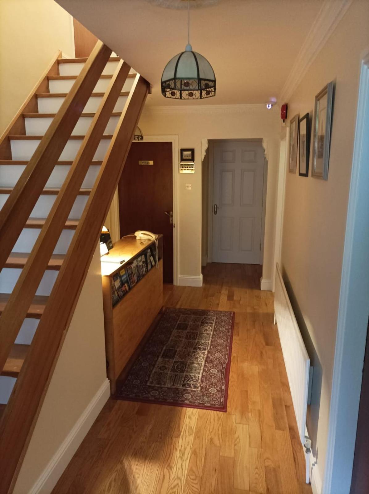 Mountain View Guesthouse Oughterard Buitenkant foto